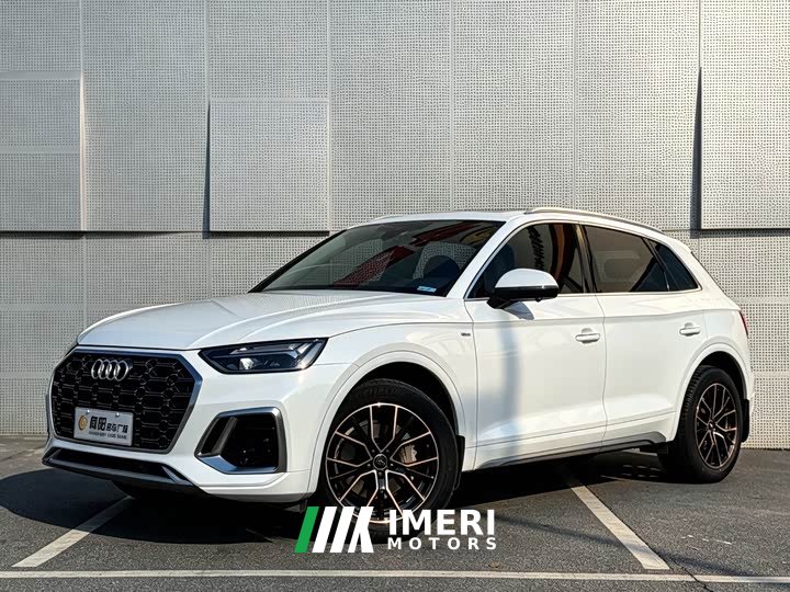 Audi Q5L 40T fashionable and dynamic - автомобиль из Китая