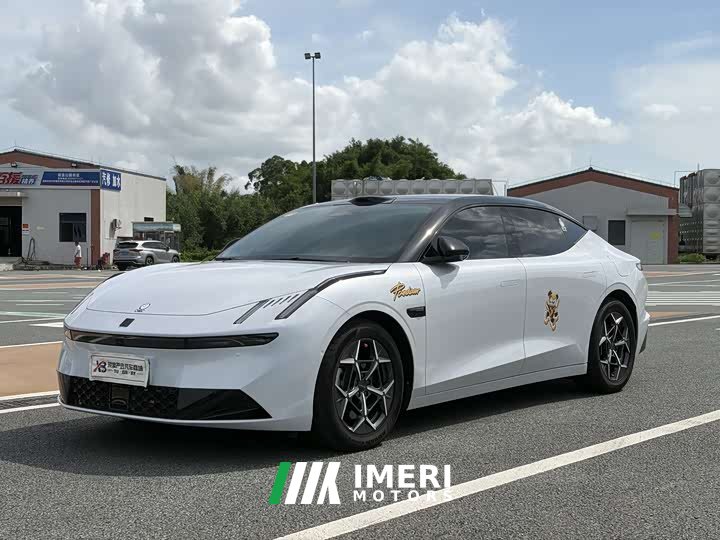 Lynk & Co 10 120 four-wheel drive Ultra - автомобиль из Китая