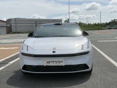 Lynk & Co 10 120 four-wheel drive Ultra - фото 2