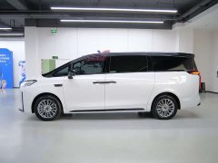 Lynk & Co Weipai Alpine 4WD Alpine 8 - фото 4
