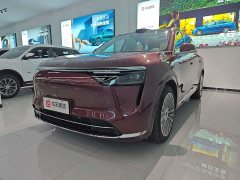 AITO Wenjie M8 extended range Ultra version 53.4kWh 5-seater version (192-line lidar) - фото 1