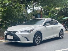 Lexus ES 2023 200 Excellence Edition - фото 1