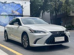 Lexus ES 2023 200 Excellence Edition - фото 3