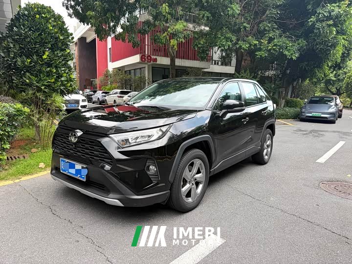 Toyota RAV4 Rongfang 2.0L CVT two-wheel drive fashion version - автомобиль из Китая