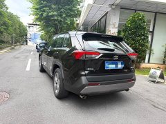 Toyota RAV4 Rongfang 2.0L CVT two-wheel drive fashion version - фото 6