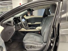 Lexus RZ 450e four-wheel drive vertical collar version - фото 11