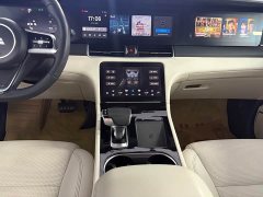 Li Auto Ideal ONE 2020 extended range 6-seater version - фото 9