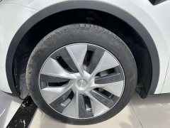Tesla Model Y 2022 rear-wheel drive version - фото 13