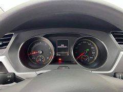 Volkswagen Touran L 280TSI DSG Fashion Edition 7-Seater - фото 6