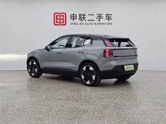 Volvo EX30 2025 rear-wheel drive long-range version Ultra - фото 2