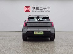 Volvo EX30 2025 rear-wheel drive long-range version Ultra - фото 4