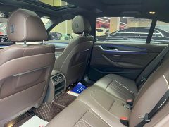 BMW 5 Series 530Li leading M sports package - фото 10