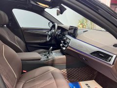 BMW 5 Series 530Li leading M sports package - фото 14