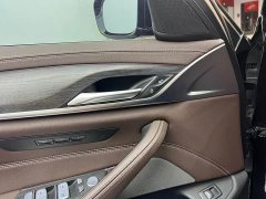 BMW 5 Series 530Li leading M sports package - фото 7