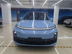 Li Auto Ideal L8 Max smart refresh version - фото 2