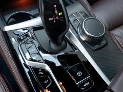 BMW 5 Series (Import) Facelift 540i M Sport Package - фото 18