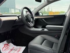 Tesla Model Y standard range rear-wheel drive version - фото 8