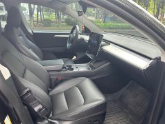 Tesla Model Y rear-wheel drive version - фото 9
