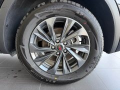 Hongqi HS5 2025 2.0T two-wheel drive Qixiang Pro version - фото 12