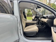 Wuling Bingo PLUS 2024 330km five-seater version - фото 11