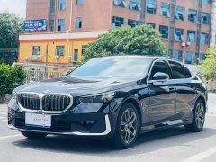 BMW 5 Series 2024 530Li Leading Luxury Package - фото 1