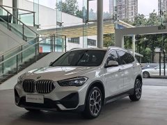 BMW X1 2022 sDrive25Li Leading - фото 1