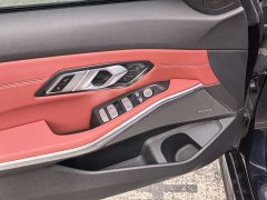 BMW 3 Series 2024 325i M Sports Night Package - фото 11