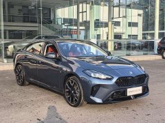 BMW 2 Series 225L M Sports Night Package - фото 3