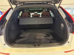 Volvo XC60 B5 AWD Plus Luxury - фото 14