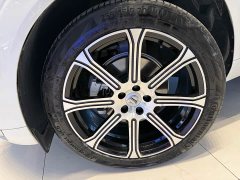 Volvo XC60 B5 AWD Plus Luxury - фото 15