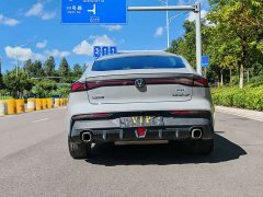 Changan UNI-V 1.5T premium - фото 9