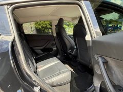 Tesla Model Y rear-wheel drive version - фото 11