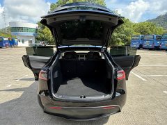 Tesla Model Y rear-wheel drive version - фото 13