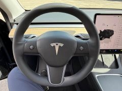 Tesla Model Y rear-wheel drive version - фото 5