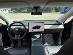 Tesla Model Y rear-wheel drive version - фото 8
