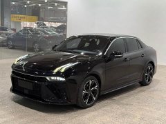 Lynk & Co 03 1.5TD DCT Pro - фото 1