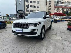 Land Rover Range Rover 2022 3.0 L6 360PS Grand Edition - фото 1