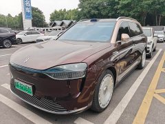 AITO Wenjie M9 2024 extended range Ultra version 52kWh 6-seater version - фото 1