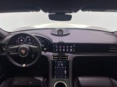 Porsche Taycan - фото 8
