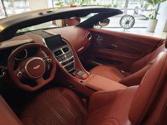 Aston Martin DB11 4.0T V8 Volante - фото 13
