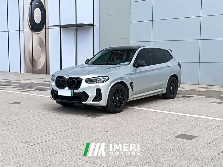 BMW iX3 2022 facelift leading - автомобиль из Китая