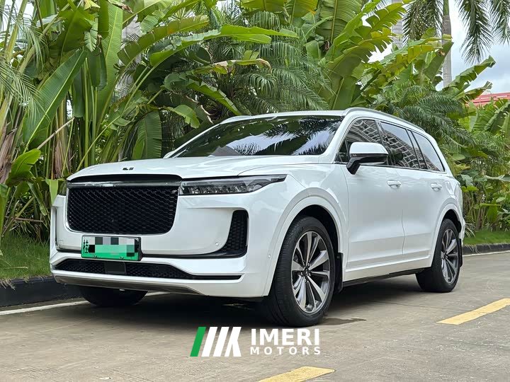 Li Auto Ideal ONE 2020 extended range 6-seater version - автомобиль из Китая