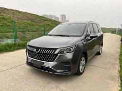 Wuling Jiachen 2022 1.5T Manual Comfort and Vitality Type - фото 1