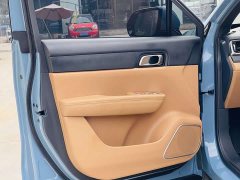 Li Auto ONE Extended-Range 6-Seater - фото 14