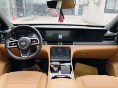 Li Auto ONE Extended-Range 6-Seater - фото 4