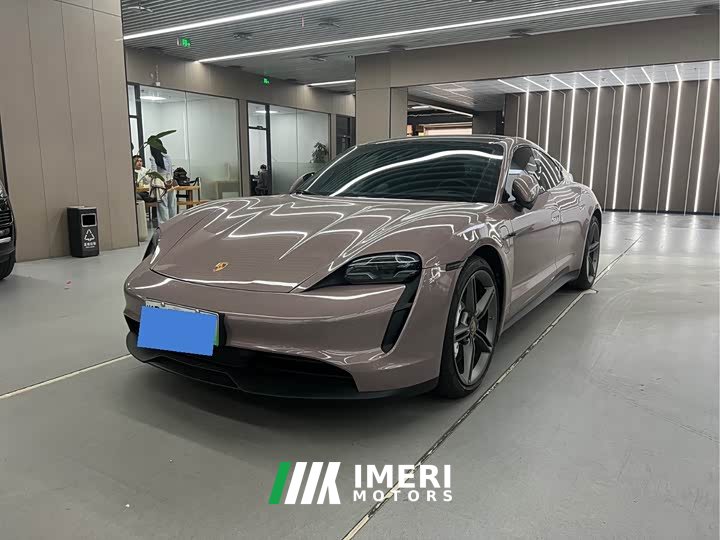 Porsche Taycan 2020 Taycan - автомобиль из Китая
