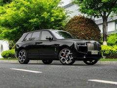 Rolls-Royce Cullinan 2024 Black Badge - фото 3