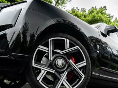 Rolls-Royce Cullinan 2024 Black Badge - фото 5