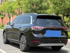 AITO Wenjie M9 extended range Max version 42kWh 6-seater version - фото 5