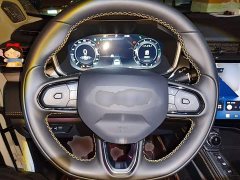 Lynk & Co 01 2.0TD two-wheel drive Pro - фото 11